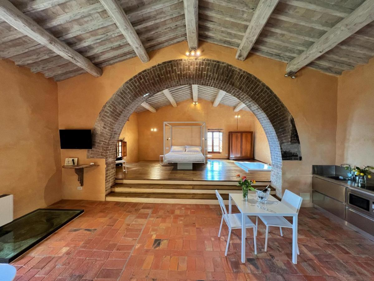 Monastero Sant'anna In Camprena *