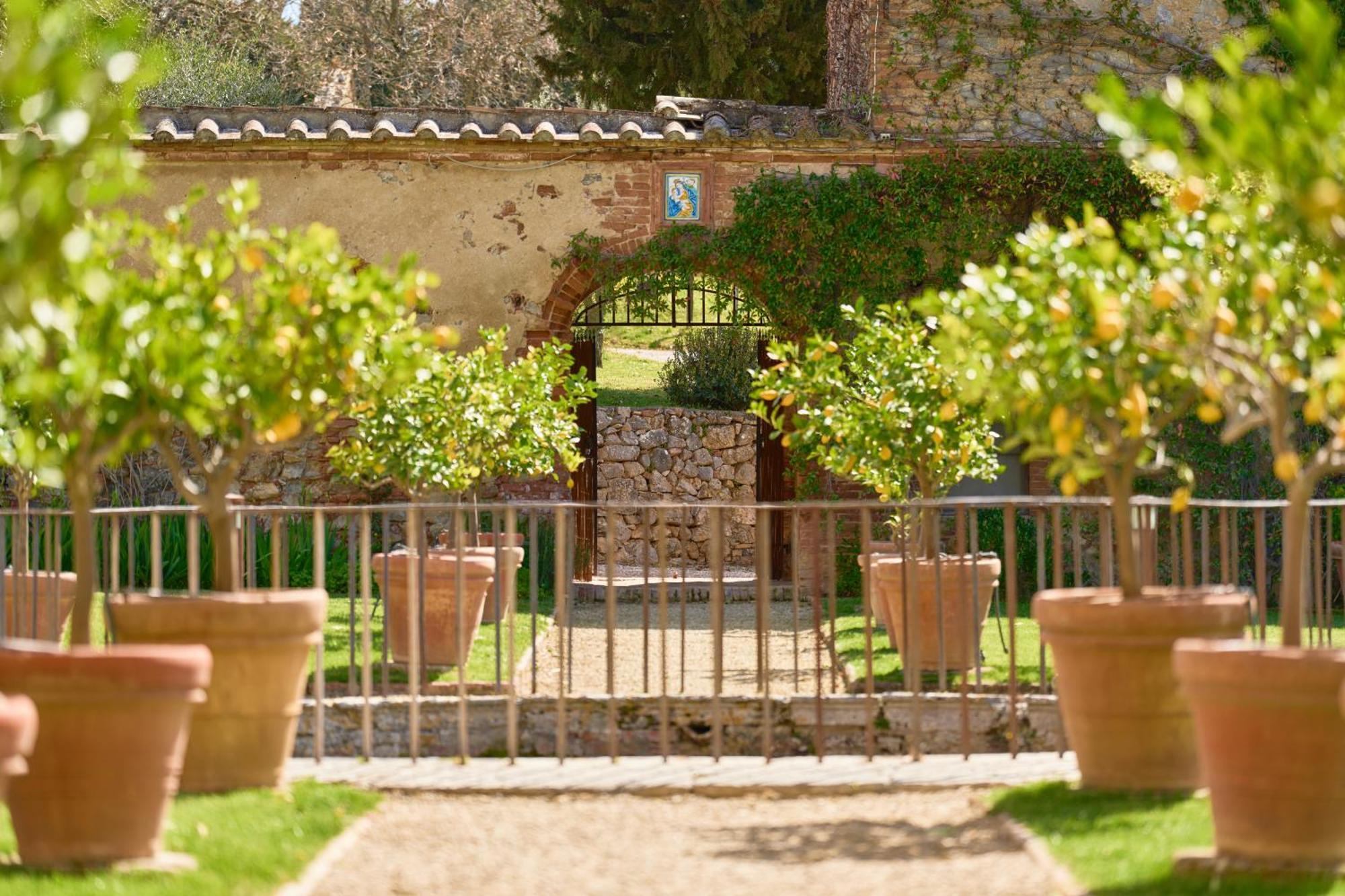 Monastero Sant'anna In Camprena *