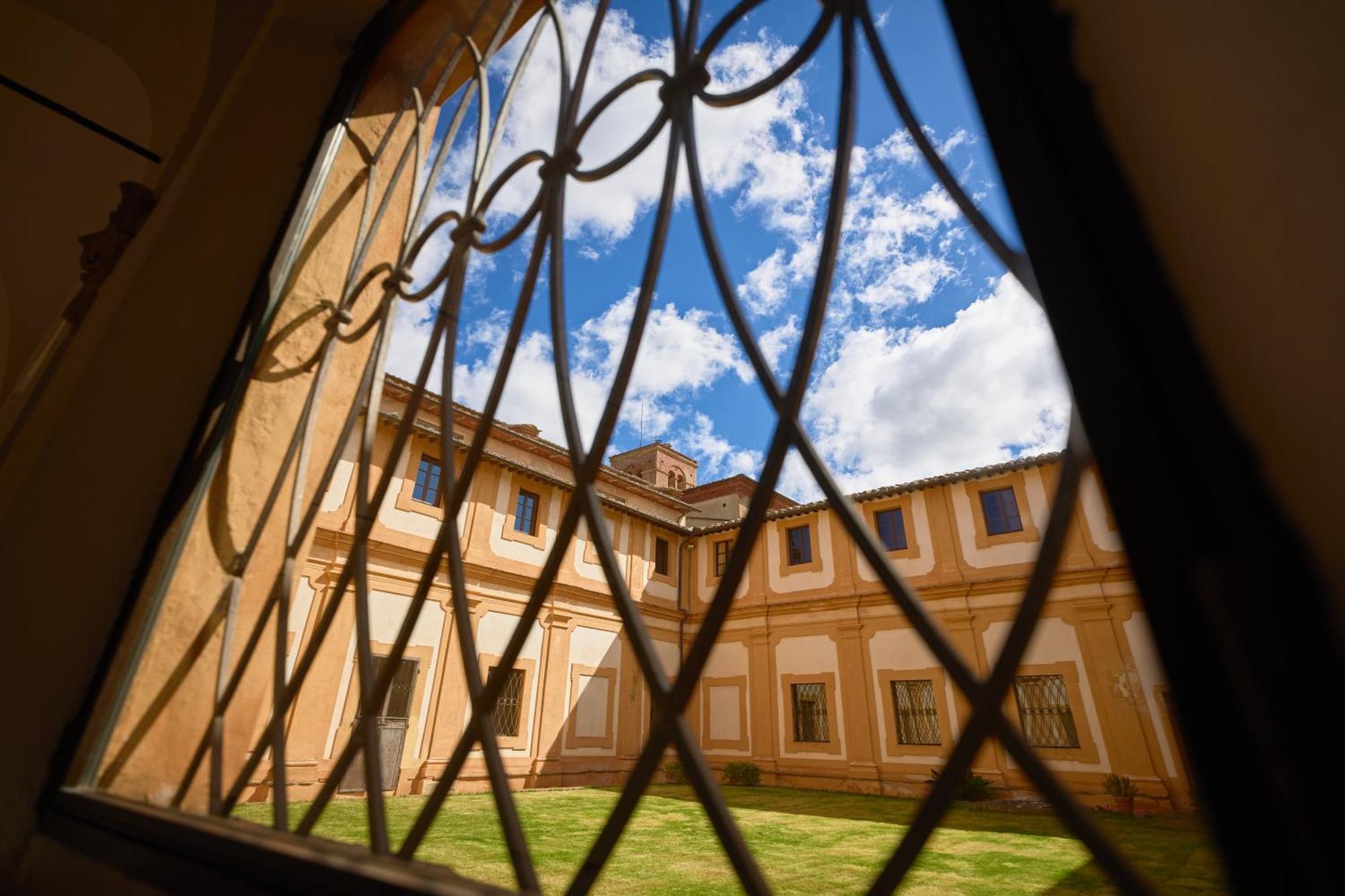 Monastero Sant'anna In Camprena *
